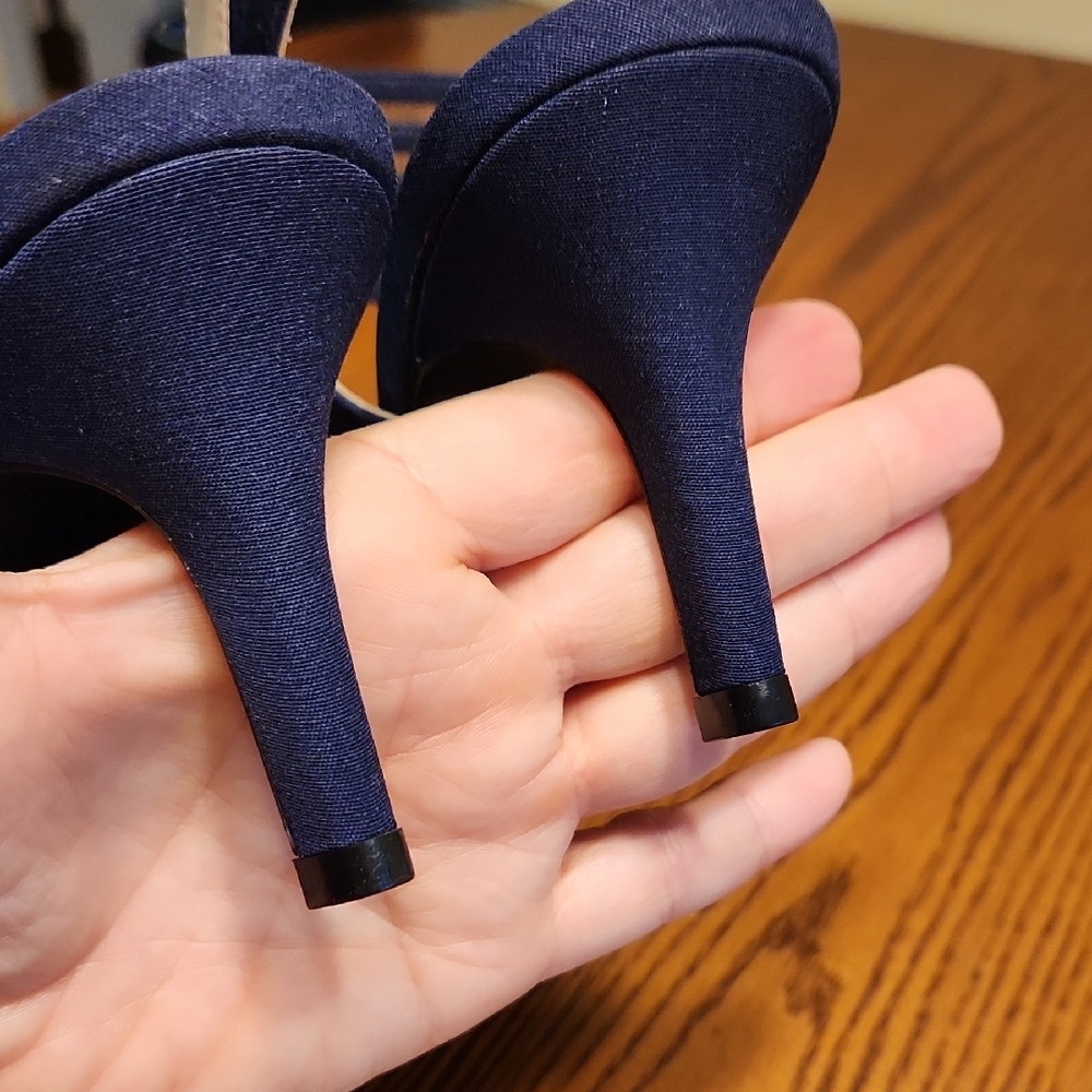 Life Stride Navy Blue Heels - Picture 6 of 9